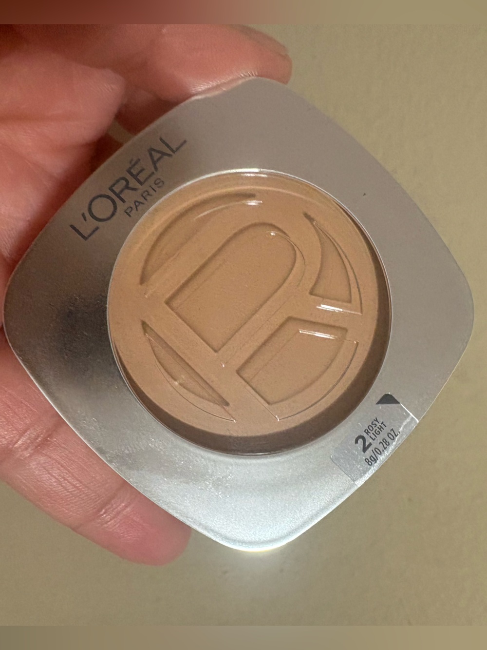 -L'ORÉAL HYALURON TINTED BALM FOUNDATION Color 2 Rosy Light Brand New.